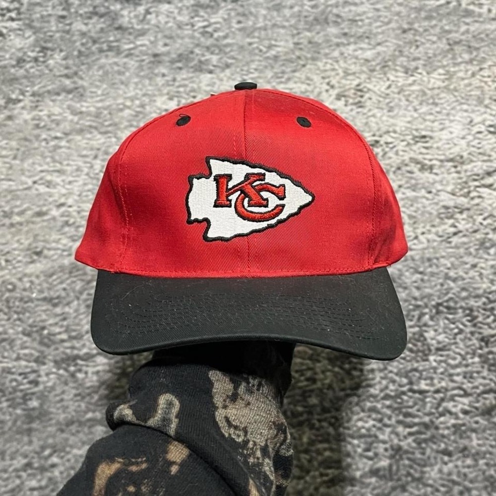 NEW Vintage Kansas City Chiefs Snapback‎ Hat Logo Athletic NFL Game days 90s